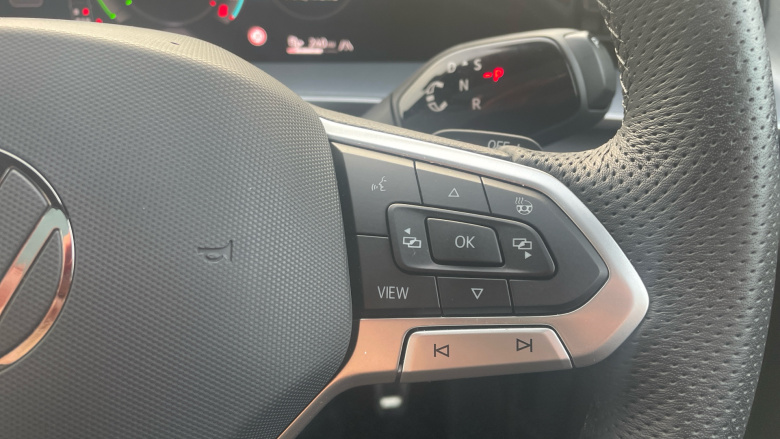 Volkswagen Tayron 1.5 TSI eHybrid R-Line Edition 5dr DSG6 Estate